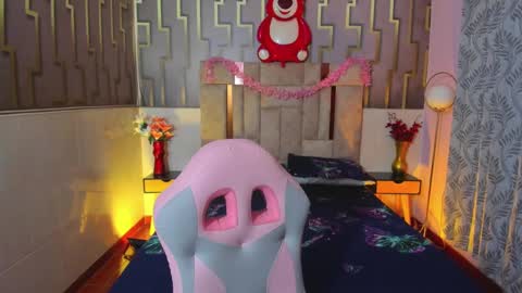 Snapshot of juliana_galia chatting on January 30, 2025, 6:00 pm JULIANA online show from January 30, 2025, 6:00 pm