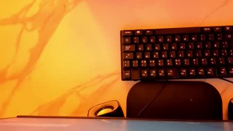 Online 2200 to 600 online show from November 16, 2025, 3:01 am