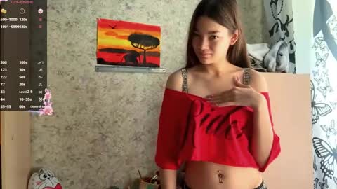 Snapshot of julianeaukamp chatting on May 15, 2026, 12:50 am Viola online show from May 15, 2026, 12:50 am