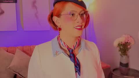 Snapshot of julianna_saenz chatting on October 13, 2025, 3:28 am Juliana online show from October 13, 2025, 3:28 am