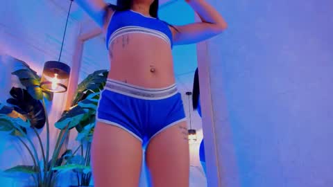 julianna_suarez online show from October 10, 2025, 4:00 am