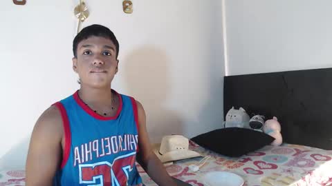 Snapshot of juliannmattius chatting on October 23, 2025, 2:27 pm Juliann online show from October 23, 2025, 2:27 pm