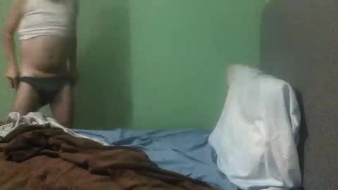 Snapshot of juliano_2020 chatting on May 27, 2026, 3:25 am juliano_2020 online show from May 27, 2026, 3:25 am