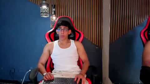 Snapshot of julianrouss chatting on June 24, 2026, 8:19 pm Julian online show from June 24, 2026, 8:19 pm
