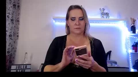 Julia online show from February 12, 2026, 11:00 pm