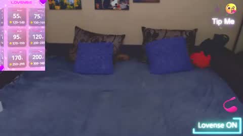 Snapshot of juliasane_ chatting on July 6, 2026, 5:59 pm Jul online show from July 6, 2026, 5:59 pm