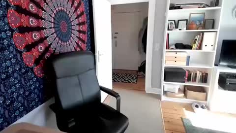 Snapshot of juliasometimes chatting on February 27, 2025, 3:05 pm juliasometimes online show from February 27, 2025, 3:05 pm