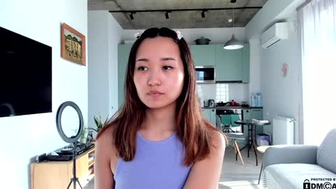 julia online show from January 12, 2025, 9:51 am