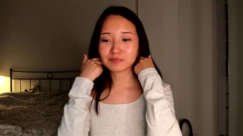 julia online show from February 18, 2025, 2:49 pm