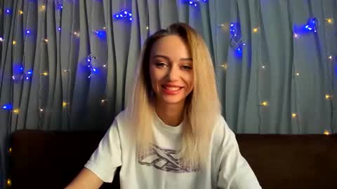 Yulya online show from January 16, 2026, 3:10 am