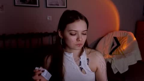 julidropp online show from April 12, 2026, 6:13 pm