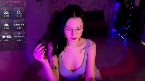 Snapshot of julie__rayls chatting on April 7, 2026, 6:52 pm see u next time 1700 UTC 0 3 online show from April 7, 2026, 6:52 pm
