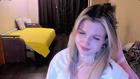 Julie online show from December 13, 2025, 7:53 pm