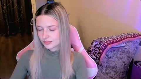 Julie online show from January 13, 2026, 3:50 pm