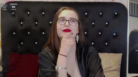 Snapshot of julieannx chatting on May 21, 2026, 6:31 am Julia online show from May 21, 2026, 6:31 am