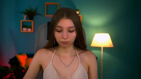 Snapshot of juliedaniel chatting on September 10, 2025, 8:03 am juliedaniel online show from September 10, 2025, 8:03 am