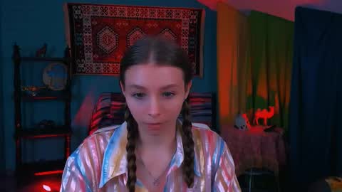 Snapshot of juliedaniel chatting on September 23, 2025, 4:26 am juliedaniel online show from September 23, 2025, 4:26 am