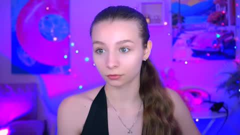 Snapshot of juliedaniel chatting on October 10, 2025, 8:24 am juliedaniel online show from October 10, 2025, 8:24 am