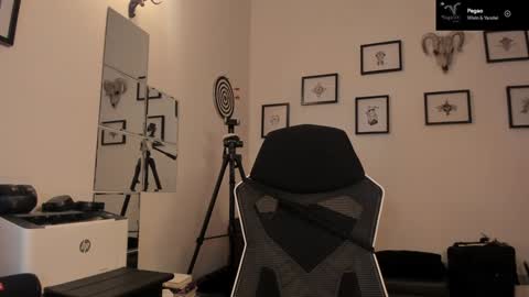 Snapshot of juliet_sourire chatting on January 25, 2025, 6:12 am juliet_sourire online show from January 25, 2025, 6:12 am