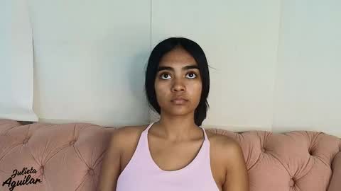 Juli online show from December 20, 2025, 6:59 pm