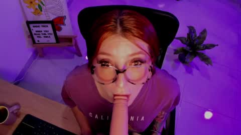 Snapshot of julieta_alves chatting on May 14, 2026, 11:17 am July online show from May 14, 2026, 11:17 am