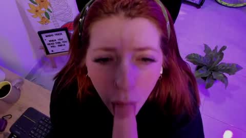 Snapshot of julieta_alves chatting on June 15, 2026, 10:39 am July online show from June 15, 2026, 10:39 am