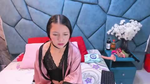 Snapshot of julieta_diamond chatting on June 17, 2026, 3:31 am Julieta online show from June 17, 2026, 3:31 am