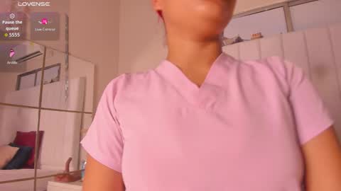 Julieta  IG juietaflower06 online show from January 14, 2026, 1:39 pm