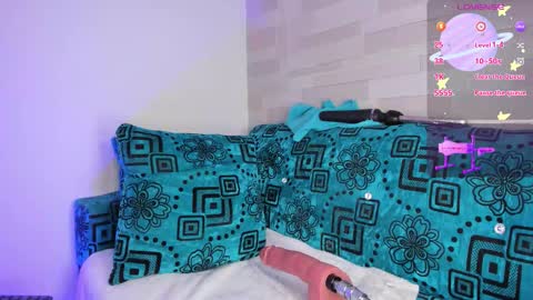 Mitchell  Independent model online show from March 4, 2026, 12:38 am