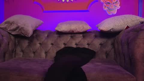  Julieta  online show from December 15, 2025, 11:25 am