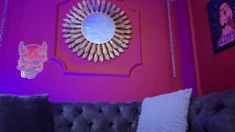 Snapshot of julieta_russell chatting on February 27, 2026, 12:38 pm Julieta online show from February 27, 2026, 12:38 pm