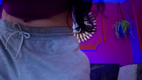  Julieta  online show from April 13, 2026, 11:59 am