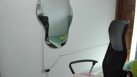 Snapshot of julieta_star69 chatting on October 6, 2025, 7:22 pm julieta_star69 online show from October 6, 2025, 7:22 pm