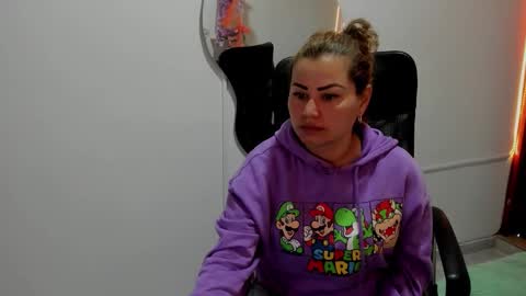 Snapshot of julieta_star69 chatting on October 23, 2025, 11:20 am julieta_star69 online show from October 23, 2025, 11:20 am