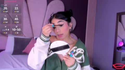 Julieta online show from February 21, 2025, 2:27 pm