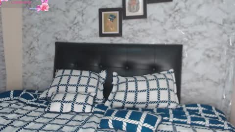 Snapshot of julietahazze_ chatting on December 14, 2025, 3:23 am Julietahazze online show from December 14, 2025, 3:23 am