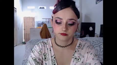 Julieta Jaguar online show from April 18, 2026, 7:07 pm