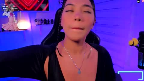 Julieta  online show from November 15, 2025, 8:00 am