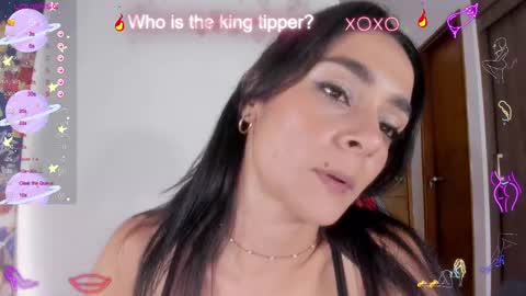 Snapshot of julietaserafelle chatting on January 5, 2025, 10:29 pm serafelle online show from January 5, 2025, 10:29 pm