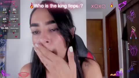 Snapshot of julietaserafelle chatting on March 2, 2025, 1:04 am serafelle online show from March 2, 2025, 1:04 am