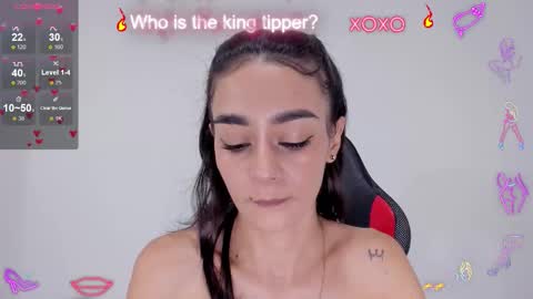 Snapshot of julietaserafelle chatting on September 17, 2025, 12:01 am serafelle online show from September 17, 2025, 12:01 am