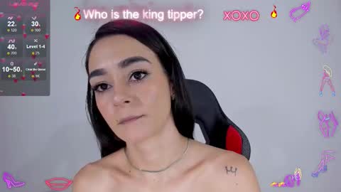 Snapshot of julietaserafelle chatting on October 19, 2025, 8:53 pm serafelle online show from October 19, 2025, 8:53 pm