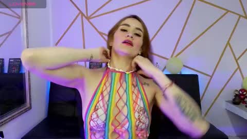 Snapshot of julietathdicapri chatting on December 4, 2025, 8:39 pm JULIANA online show from December 4, 2025, 8:39 pm