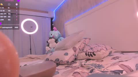 Snapshot of julietavargas chatting on January 5, 2025, 4:16 pm Julieta Vargas online show from January 5, 2025, 4:16 pm