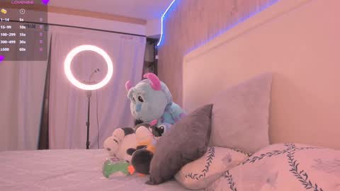 Snapshot of julietavargas chatting on February 1, 2025, 4:11 pm Julieta Vargas online show from February 1, 2025, 4:11 pm