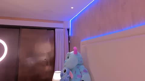 Snapshot of julietavargas chatting on October 17, 2025, 3:36 pm Julieta Vargas online show from October 17, 2025, 3:36 pm