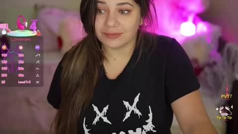 Snapshot of julietdream chatting on October 26, 2025, 7:14 am J U L I E T online show from October 26, 2025, 7:14 am