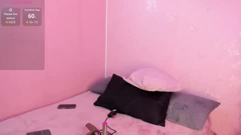 Julieth online show from April 10, 2026, 9:08 pm