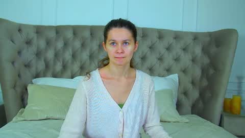 juliettatiffani online show from June 28, 2026, 4:07 am