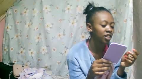 Snapshot of juliette9794 chatting on September 12, 2025, 11:48 pm juliette9794 online show from September 12, 2025, 11:48 pm